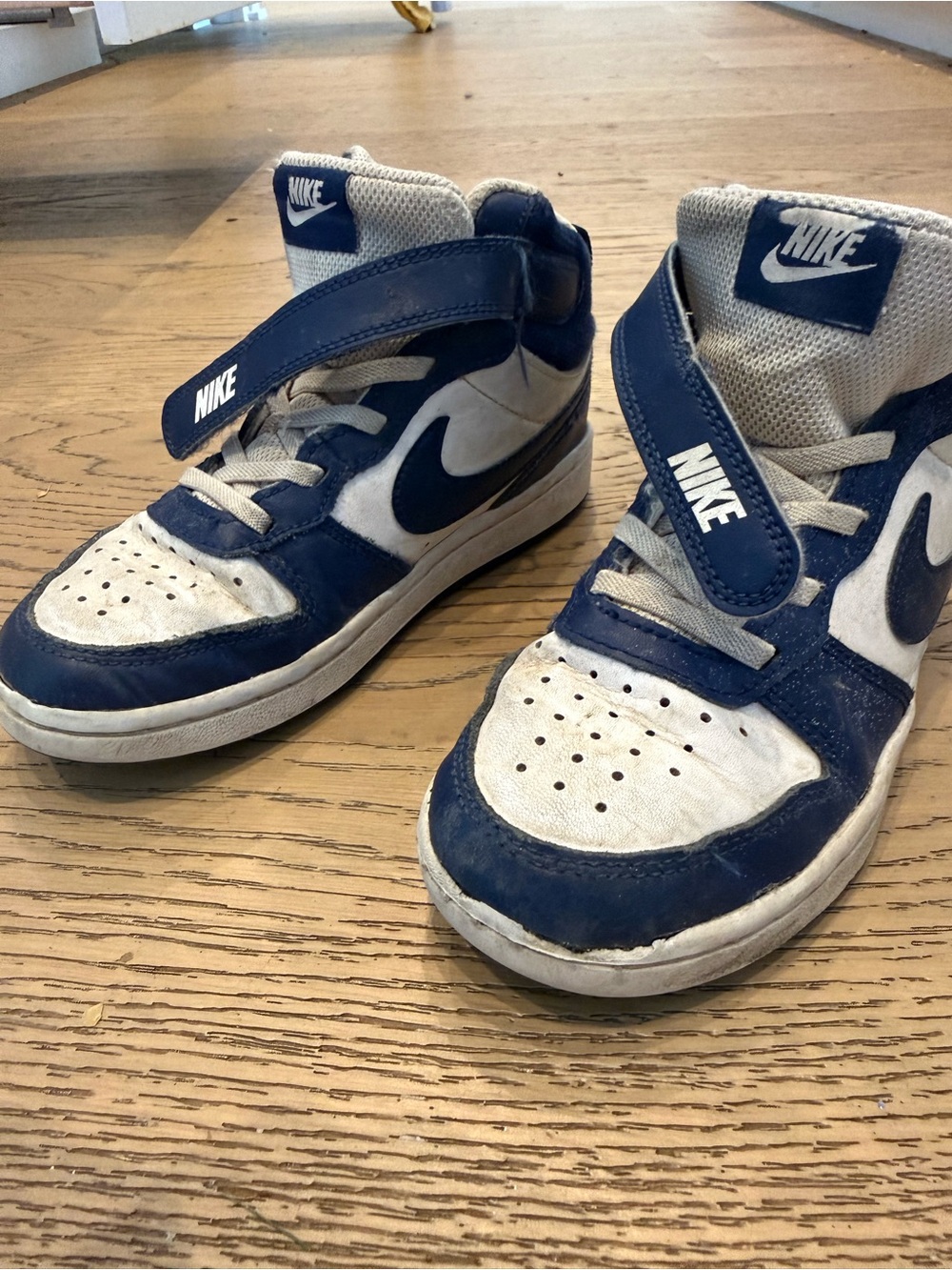 Nike Kids Court Borough Sneakers - White & Signal Blue
